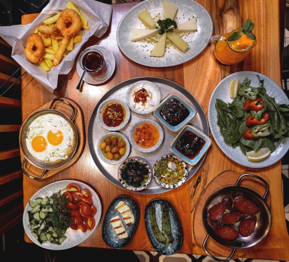 KAHVALTI