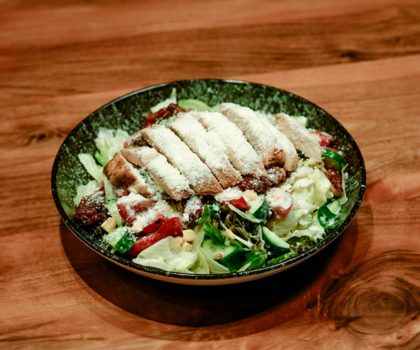 PARMESANLI TAVUK SALATA